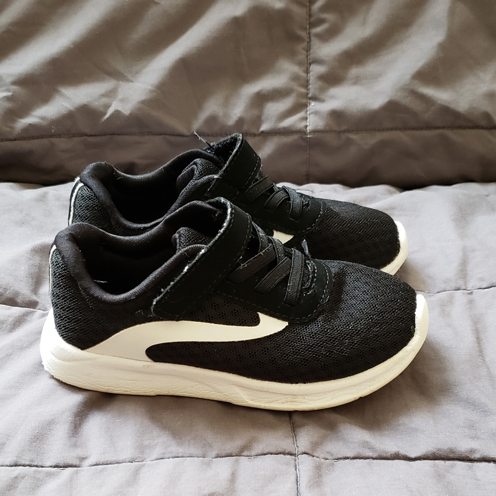 Toddler shoes